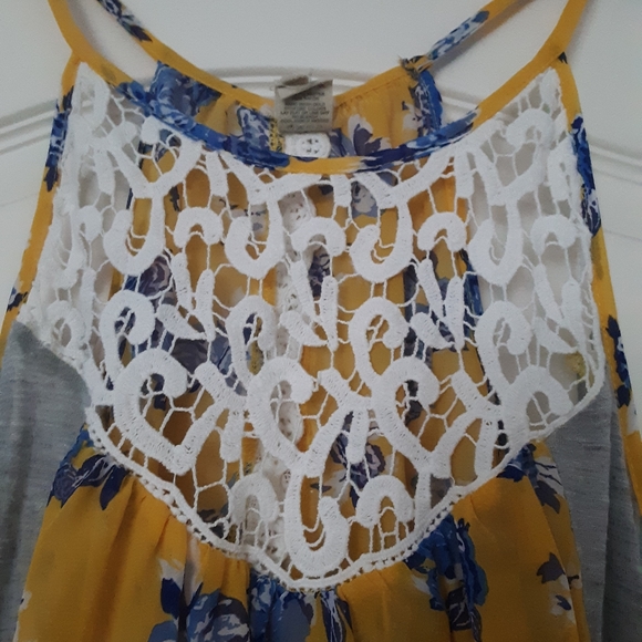 BKE Gimmick Tank Top - Picture 4 of 6